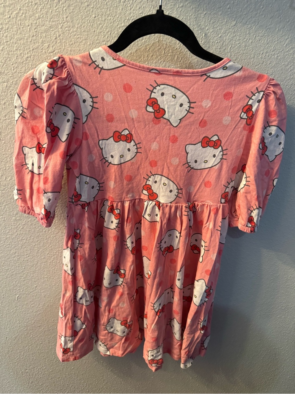 Hello Kitty Pink Short-Sleeve Puff Top with Bow Print - Picture 2 of 3